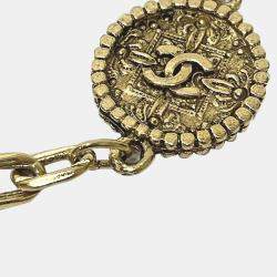 Pre Owned Chanel CC Gold Metal Bracelet 18