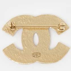 Pre Owned Chanel Pale Gold Tone Resin CC Pin Brooch 
