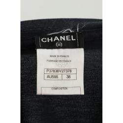 مملوكة مسبقًا تي شيرت شانيل قطن مزين أزرق داكن نسائي فرنسي مقاس 38