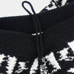 مملوكة مسبقًا Chanel Black/White Skirt Size 38