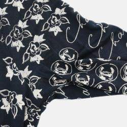 مملوكة مسبقًا توب شانيل قماش مادل أسود مقاس 34