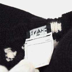 Pre Owned Chanel 95A #44 Round Neck Long Sleeve Knit Top Black