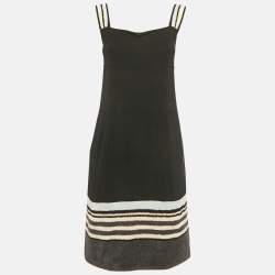 مملوكة مس بقًا فستان شانيل قصير بحمالات نايلون أسود مقاس متوسط (ميديم)