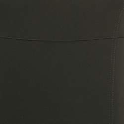 مملوكة مسبقًا فستان شانيل قصير بحمالات نايلون أسود مقاس متوسط (ميديم)