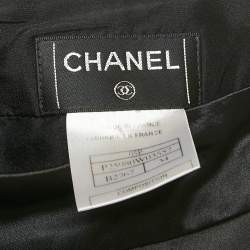 مملوكة مسبقًا Chanel Black Satin Flounce Knee-Length Skirt S
