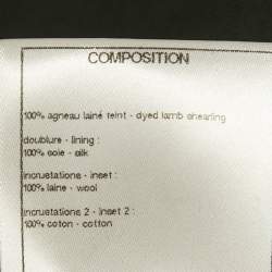 مملوكة مسبقًا جاكيت شانيل فرو بالشعار المطرز أسود بسحاب مقاس صغير - سمول