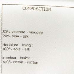 مملوكة مسبقًا معطف شانييل مخمل أسود طويل مقاس وسط