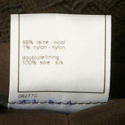 مملوكة مسبقًا طقم جاكيت وبنطلون شانيل فينتدج بني بملمس مغاير أمامي مفتوح مقاس متوسط