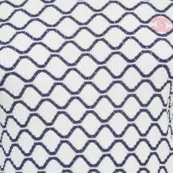 Pre Owned توب شانيل تريكو مضلع بنمط أبيض/أزرق بمقاس وسط مع تفاصيل CC