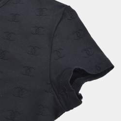 مملوكة مسبقًا تي شيرت شانيل ياقة مستديرة أكمام قصيرة مقاس 40 أسود