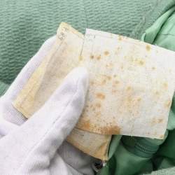 Pre Owned بدلة تنورة جاكيت شانيل أخضر فاتح #42