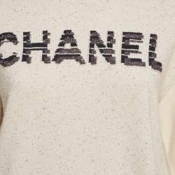 مملوكة مسبقًا Chanel Beige Logo Intarsia Lurex Knit Sweatshirt S