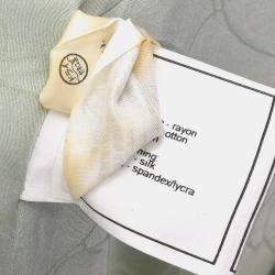 Pre Owned جاكيت شانيل بسحاب أخضر فاتح 02P مقاس 42