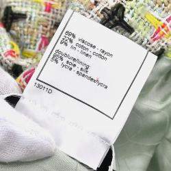 Pre Owned جاكيت شانيل بسحاب أخضر فاتح 02P مقاس 42