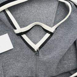 Pre Owned فستان شانيل بدون أكمام رمادي 98P #40 مقاس 40