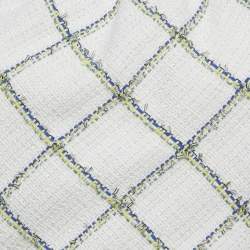 Pre Owned توب شانيل تويد مربعات أبيض/أزرق بدون أكمام برقبة حول العنق ومقاس متوسط