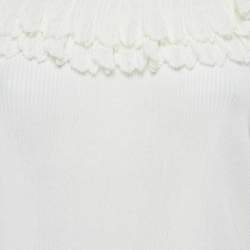 Pre Owned سترة شانيل ناعمة بكريمة تفاصيل كشكشة مقاس وسط