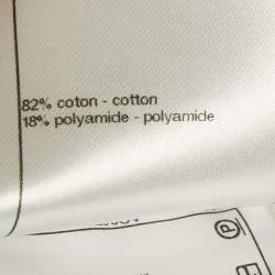 Pre Owned سترة شانيل ناعمة بكريمة تفاصيل كشكشة مقاس وسط