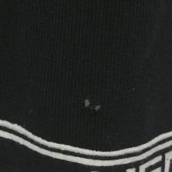 Pre Owned كارديغان شانيل كشمير أسود بحزام شعار طويل بأزرار مقاس صغير