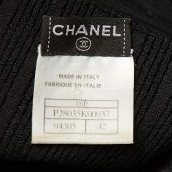 Pre Owned كارديجان شانيل أسود تريكو بتفاصيل فيونكة مقاس كبير (لارج)