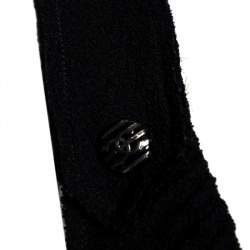 Pre Owned فستان شانيل بلا أكمام رقبة ءءء صوف منقوش أسود مقاس صغير