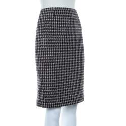 Pre Owned Chanel Black & Beige Tweed Back Button Detail Knee Length Skirt M