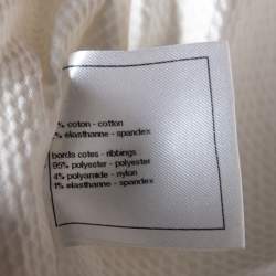 Pre Owned فستان شانيل قطن أبيض منقوش وحواف مضلعة نمط مزين بطيات مقاس صغير - سمول