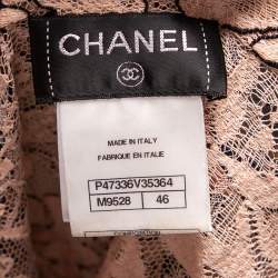 مملوكة مسبقًا قميص شانيل أزرار أمامية دانتيل زهور وردي فاتح مقاس كبير جدا