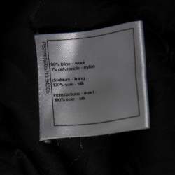 Pre Owned فستان قصير شانيل ساتان أسود وقصات بوكليه مقاس كبير (لارج)