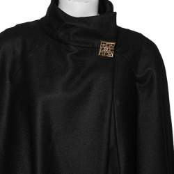 Pre Owned Chanel Black Wool Brooch Detail Cape M 