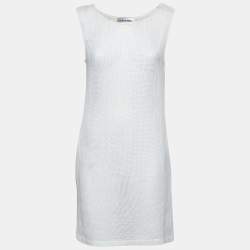 Pre Owned فستان شانيل تريكو مثقب أبيض بلا أكمام مقاس كبير - لارج