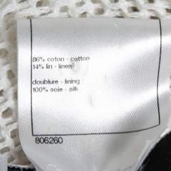 Pre Owned فستان شانيل تريكو مثقب أبيض بلا أكمام مقاس كبير - لارج