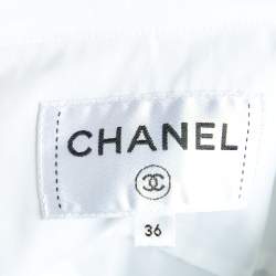 مملوكة مسبقًا Chanel White Logo Printed Cotton Button Front Cropped Shirt S
