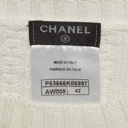مملوكة مسبقًا Chanel White Cable Knit Crew Neck Sweater L