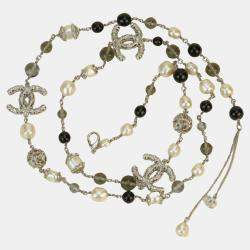 Pre Owned Chanel CC Logo Pearl & Onyx Long Pearl Necklace in Gilt Metal