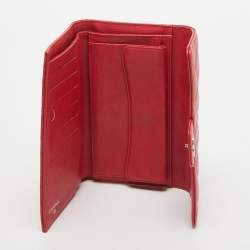 Pre Owned Chanel Red Quilted Caviar Leather Classic L Flap Wallet