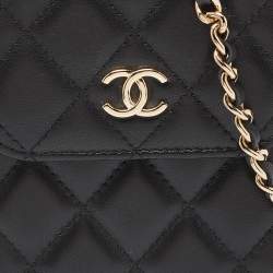 Pre Owned Chanel Black Quilted Leather Phone Holder Crossbody Bag               