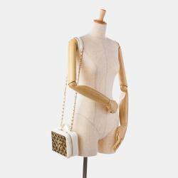 Pre Owned Chanel White Golden Plate Vanity Case