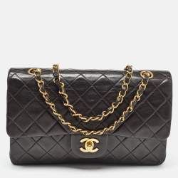 Pre Owned Chanel Black Quilted Lambskin Leather Medium Classic Double Flap Bag