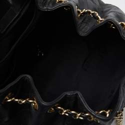 Pre Owned Chanel Black Quilted Leather CC Lock Drawstring Bucket Bag
