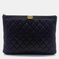 Pre Owned Chanel Black Caviar Leather Medium Boy Clutch Bag