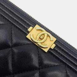 Pre Owned Chanel Black Caviar Leather Medium Boy Clutch Bag
