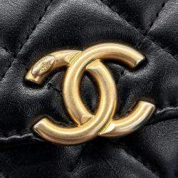 Pre Owned Chanel Black Leather Pearl Crush Chain Phone Holder Bag