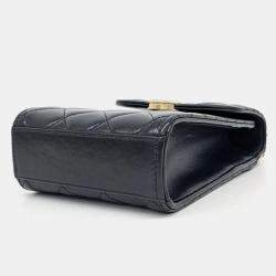 Pre Owned Chanel Black Leather Pearl Crush Chain Phone Holder Bag