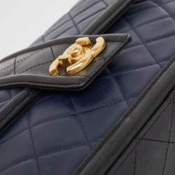 Pre Owned Chanel Navy Blue/Black Quilted Leather Elegant CC Shoulder Bag