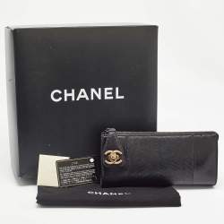 Pre Owned Chanel Black Lizard CC Pushlock Zip Clutch
