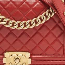 Pre Owned Chanel Red Quilted Leather Medium Boy Flap Bag