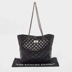 Pre Owned Chanel Black Quilted Aged Leather Reissue East West Tote