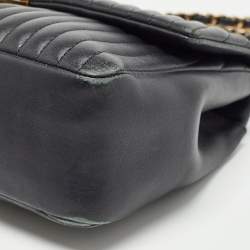 Pre Owned Chanel Black Quilted Leather Medium Pagoda Flap Bag