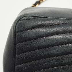 Pre Owned Chanel Black Quilted Leather Medium Pagoda Flap Bag